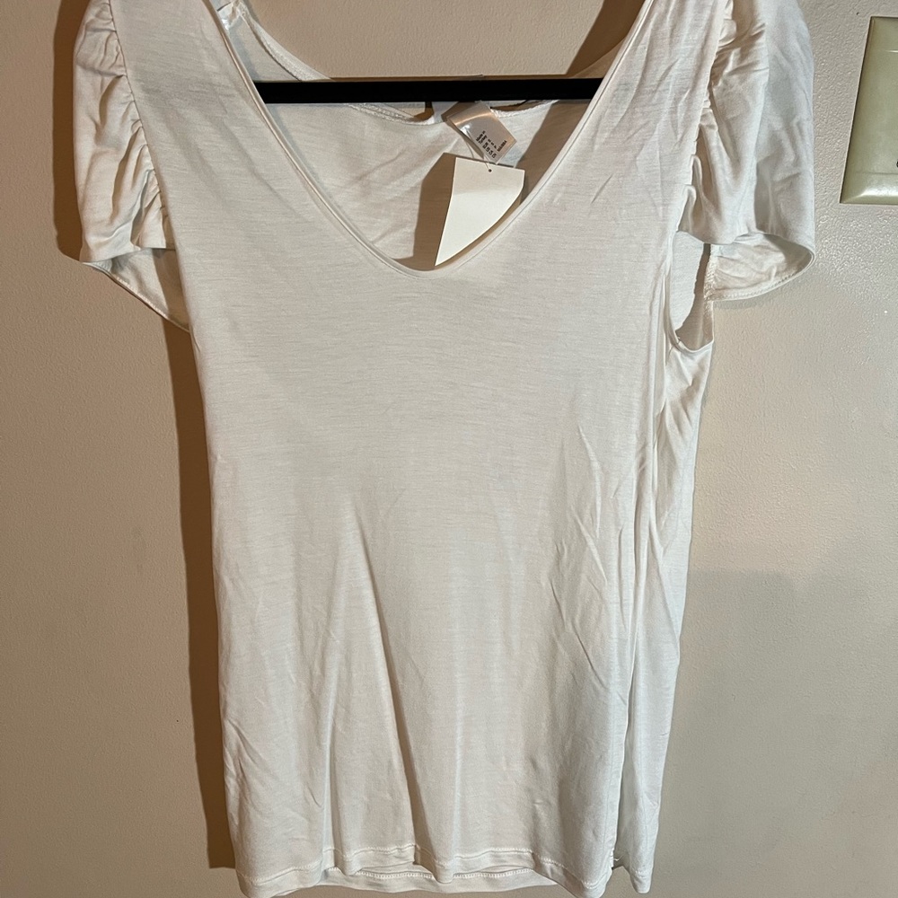Small white tank from H&M